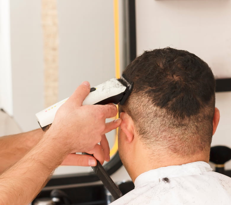 Servicios de barbería Barba Negra - Rapado neutro